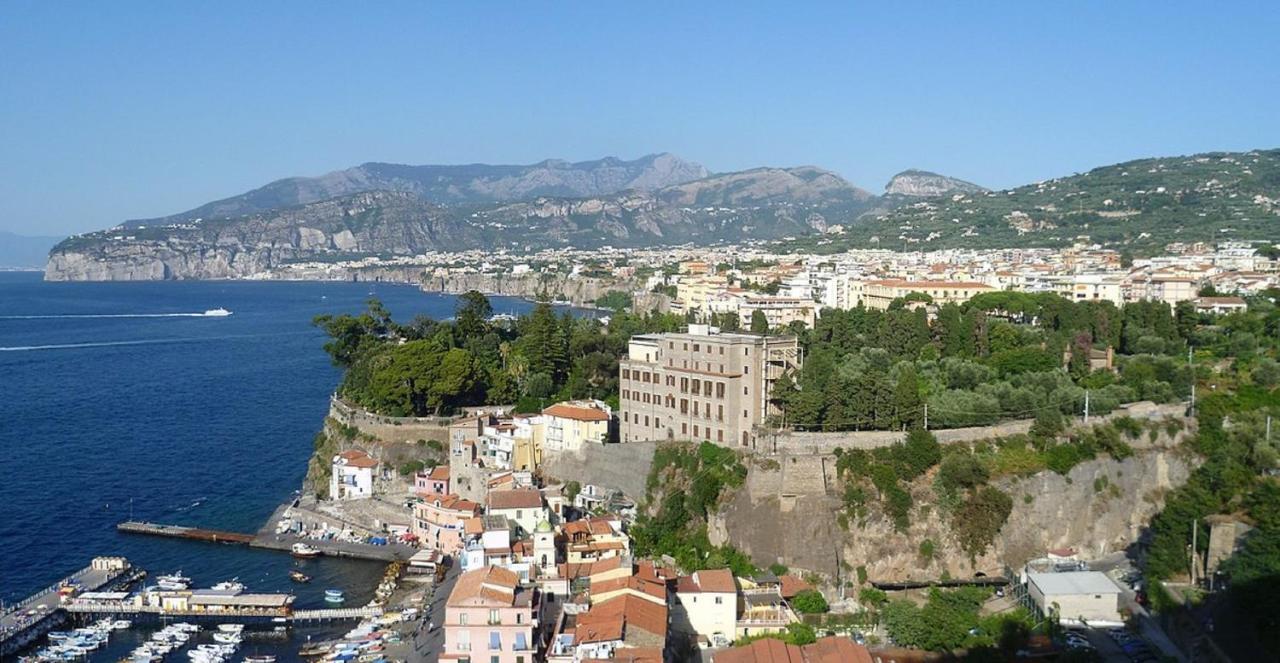 Maison Nana Bed & Breakfast Sorrento Dış mekan fotoğraf